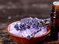 Aromaterapia laventeli, laventeliöljyn ominaisuudet ja käyttöalue Laventelin ominaisuuksien tuoksu