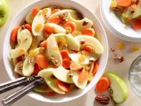 Salati retseptid: Talvine kaalika ja valge redise salat “Daikon”