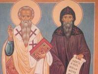 Người tạo ra bảng chữ cái Slav: Cyril và Methodius